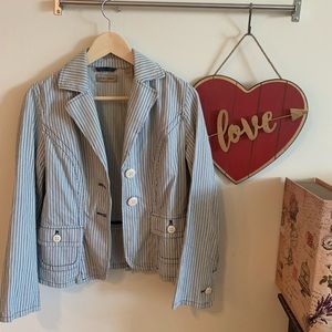 🌟 3/$12 Blue and white striped 100% cotton blazer